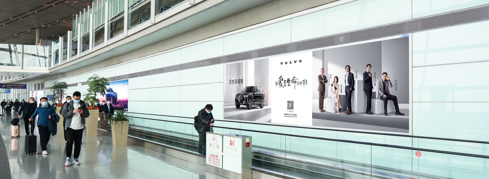 北京首都机场广告-T3C到达走廊灯箱