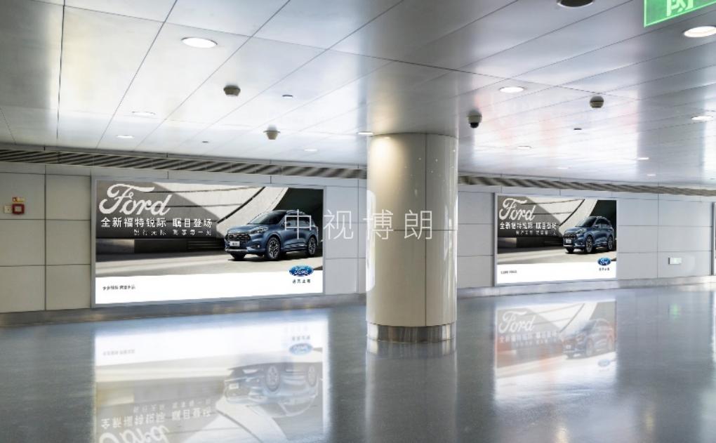 重庆机场广告-到达走廊墙面灯箱套装D