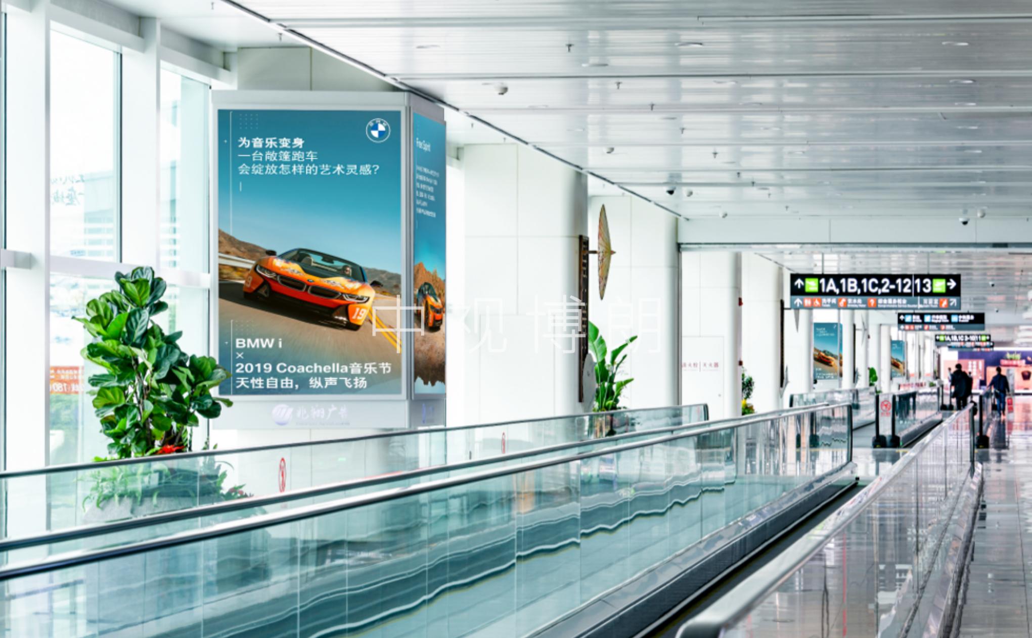 福州机场广告-出发北指廊包柱灯箱套装