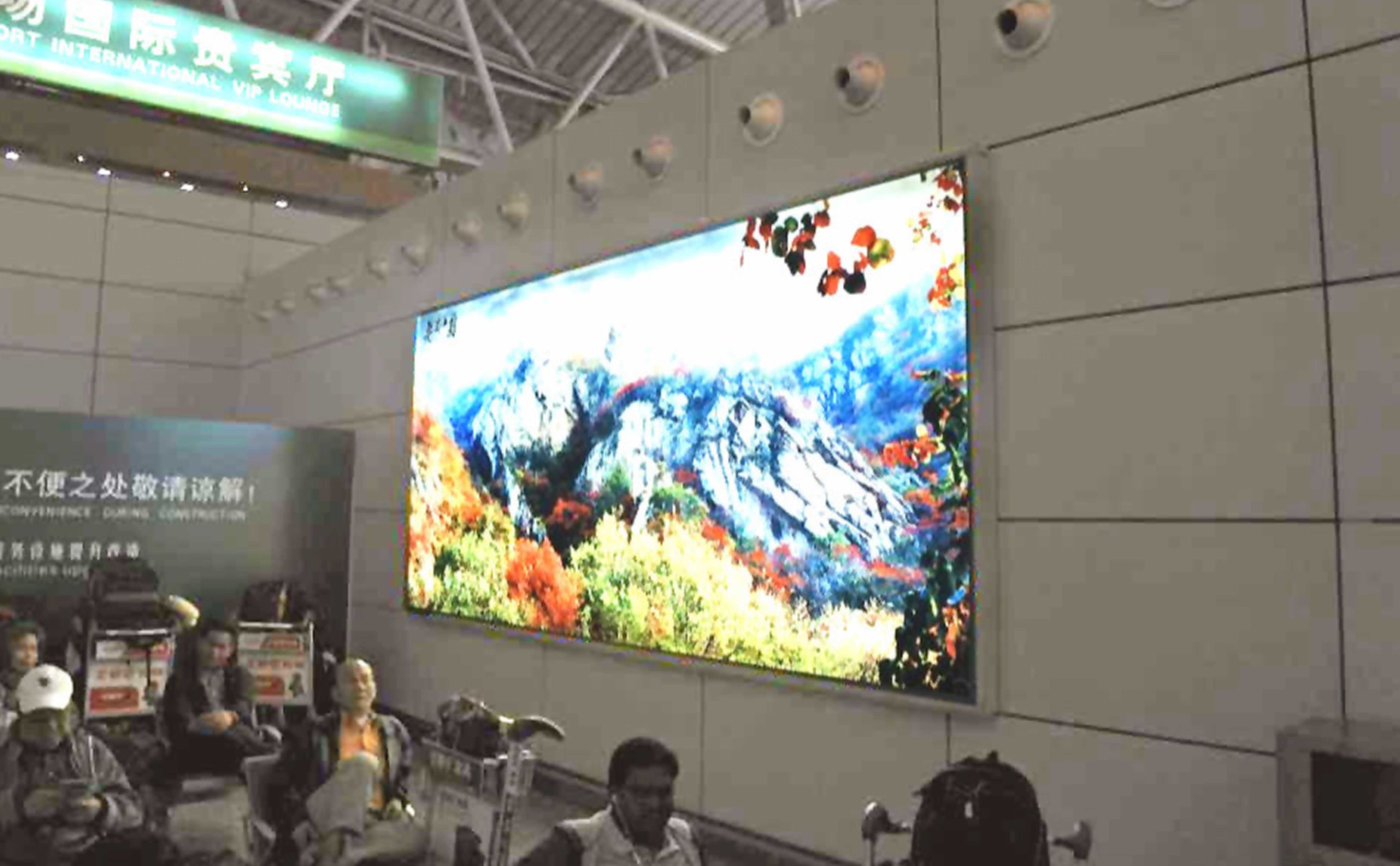 广州机场广告-T1国际出发值机区墙体灯箱