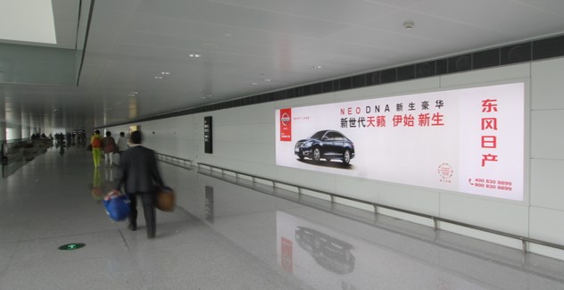 杭州机场广告-T3到达通廊灯箱DA64