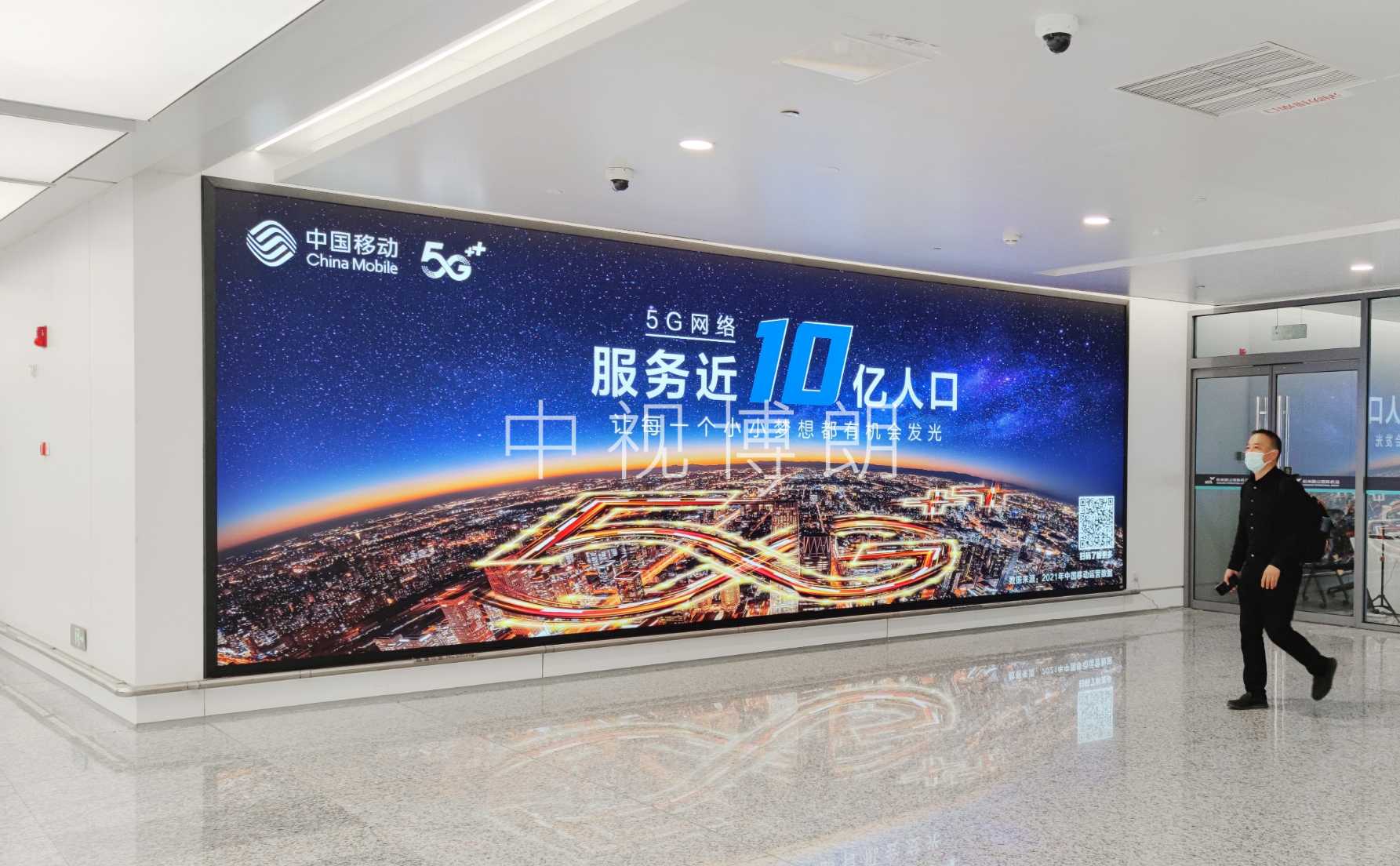 杭州机场广告-T4到达行李厅出口灯箱