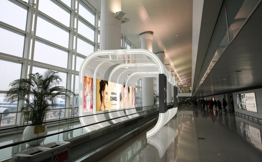 杭州机场广告-T3到达通廊创意媒体样式一CY03