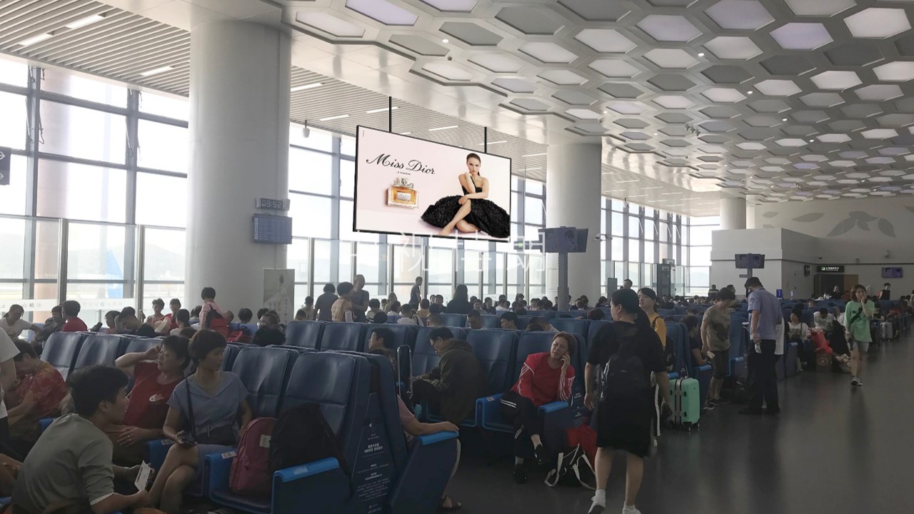 舟山机场广告-出发候机大厅双面吊旗灯箱