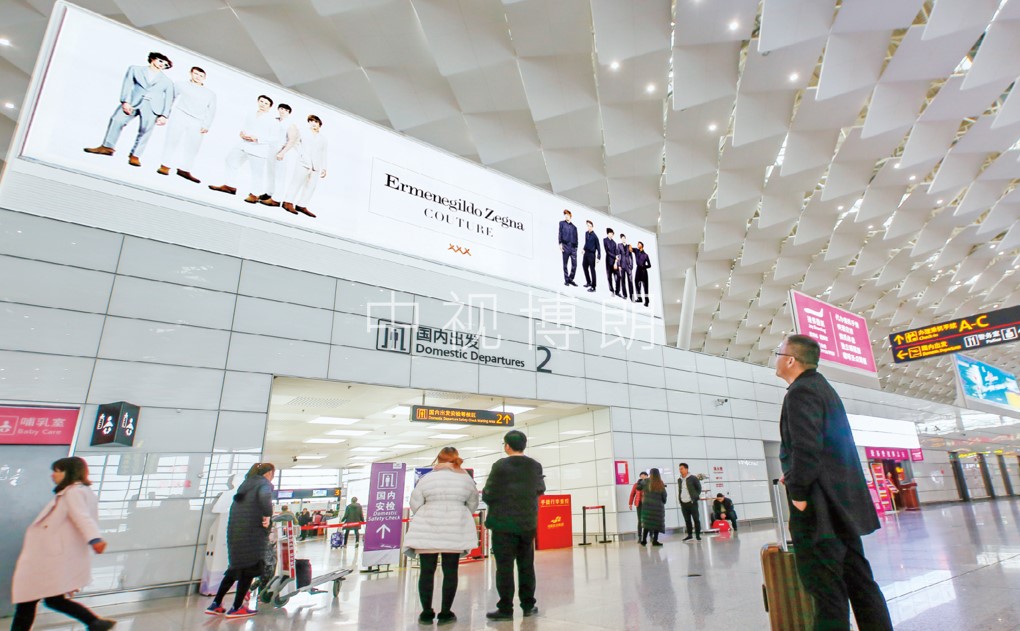 值机厅展位,灯箱广告,郑州机场灯箱广告,全覆盖广告